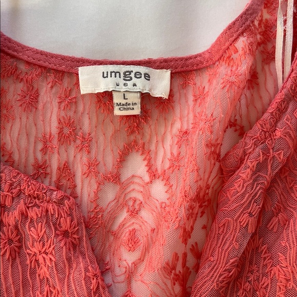 Umgee Linen Blend Pink Balloon Sleeve Baby Doll Dress with Lace Detail - Picture 5 of 6